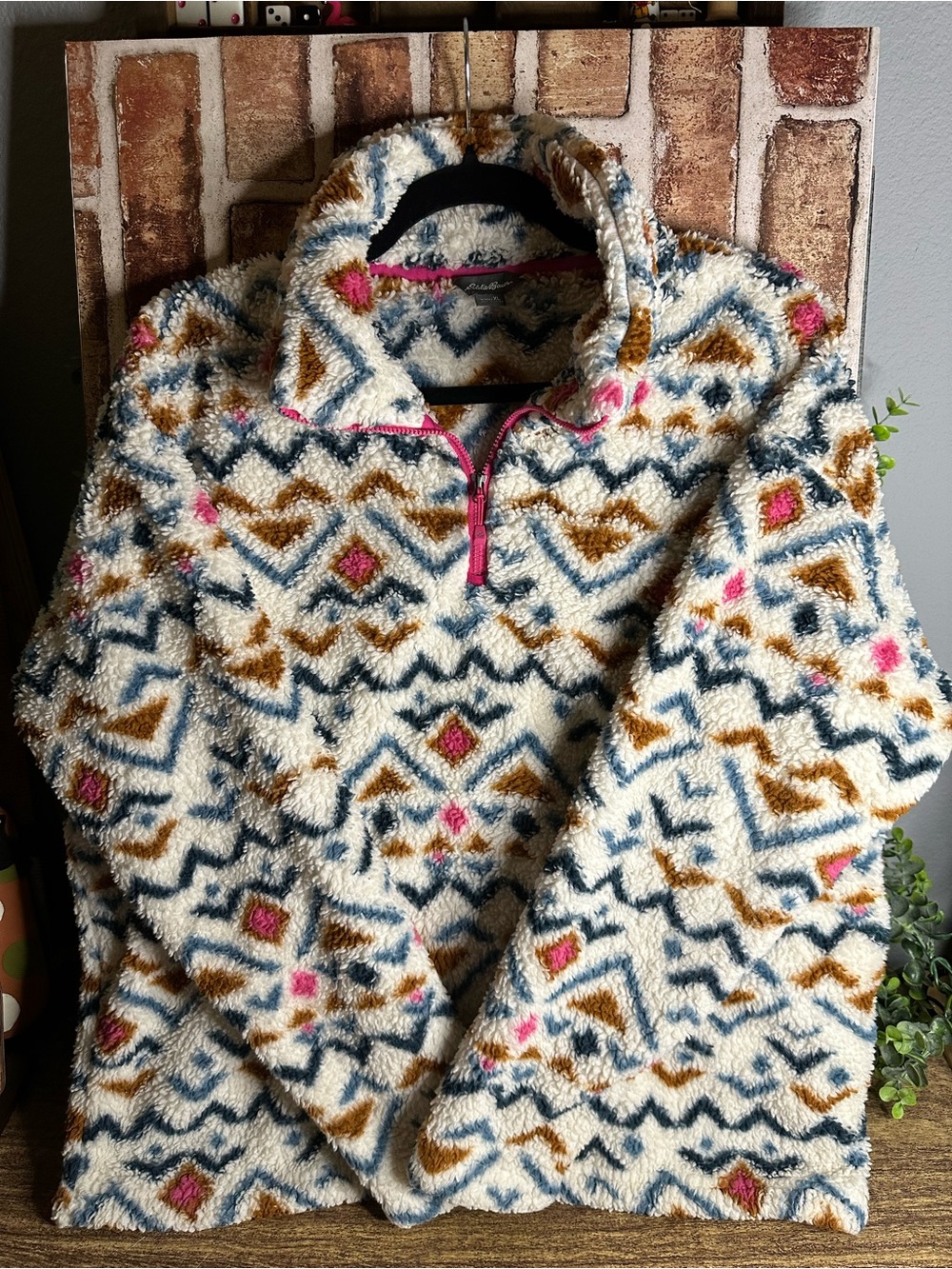 Eddie Bauer Quest Plush Vanilla Aztec 1/4 Zip Fleece Pullover Women’s Size XL